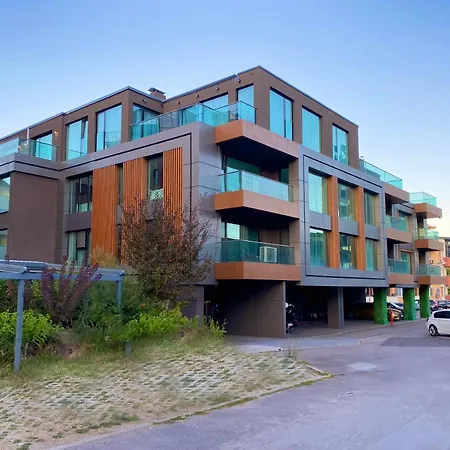 Emirates White Sensation *