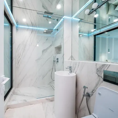 Emirates White Sensation Sofía