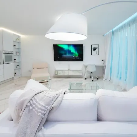 Emirates White Sensation
