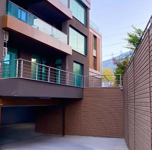 Emirates White Sensation