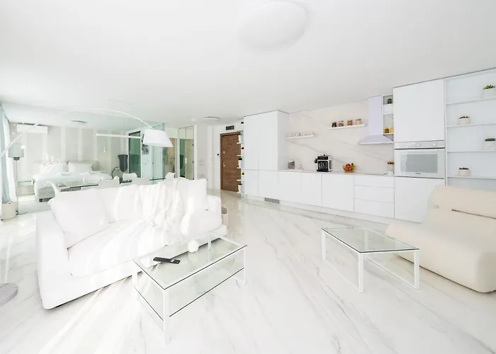 Apartment Emirates White Sensation Sofia